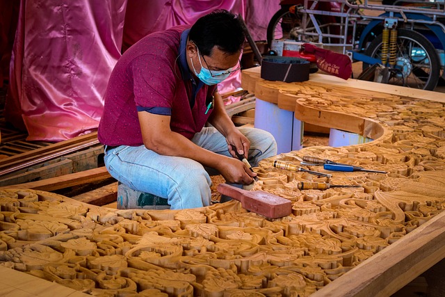 carpenter-640x480-45126781.jpeg