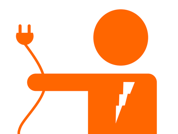 electrician-640x480-83462258.png