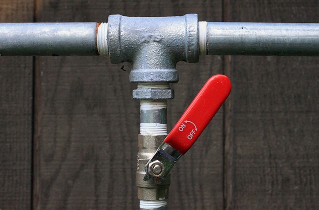plumber-640x480-32767386.jpeg