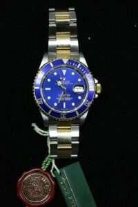 rolex-watch-buyer-640x480-75403290.jpeg