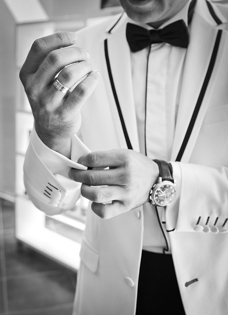 rolex-watch-buyer-640x480-711687.jpeg