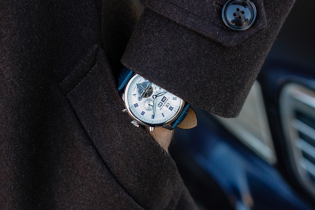 sell-your-rolex-watch-640x480-14135142.jpeg